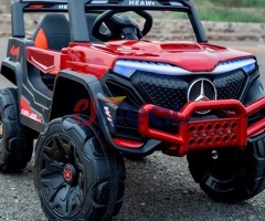 Rechargeable Jeeps for kids |Three motors |Baeby