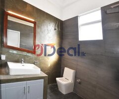 Apartment building for sale